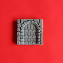 Load image into Gallery viewer, Dungeons and Dragons Style Sewers Tile Wall and Floor Pieces 2 x 2inch