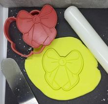 Load image into Gallery viewer, Bow Cookie Cutter 3D Printed Biscuit Stamp Fondant Icing Cake Decoration Ribbon
