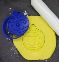 Load image into Gallery viewer, Bauble Christmas Cookie Cutter 3D Printed Biscuit Stamp Fondant Icing Decoration0
