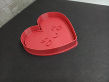 Load image into Gallery viewer, Smiling Face Heart Cookie Cutter 3D Printed Biscuit Stamp Fondant Decoration
