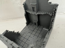 Load image into Gallery viewer, Destroyed 2 Storey Terraced House Ruins Wargaming Building 28mm
