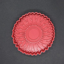 Load image into Gallery viewer, Sunflower Cookie Cutter 3D Printed Biscuit Stamp Fondant Icing Cake Decoration
