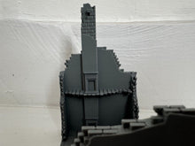 Load image into Gallery viewer, Destroyed 2 Storey Terraced House Ruins Wargaming Building 28mm
