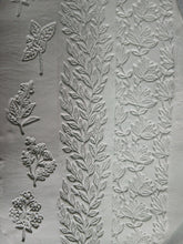 Load image into Gallery viewer, 143
