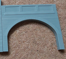 Load image into Gallery viewer, OO Gauge Model Railway Brick Arch Underpass Support Wall For Walkways Roads
