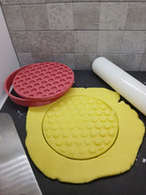 Load image into Gallery viewer, Spotty Circular Cookie Cutter 3D Printed Biscuit Stamp Fondant Icing Cake Decor
