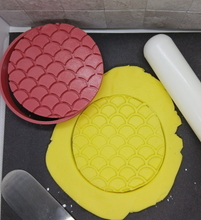 Load image into Gallery viewer, Mermaid Scales Circular Cookie Cutter 3DPrinted Biscuit Stamp Fondant Icing Cake
