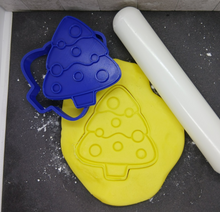 Load image into Gallery viewer, Christmas Tree Cookie Cutter 3D Printed Biscuit Stamp Fondant Icing Decoration0
