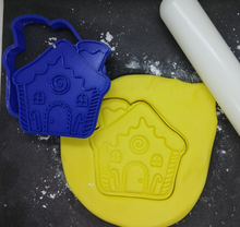 Load image into Gallery viewer, Gingerbread House Christmas Cookie Cutter 3D Printed Biscuit Stamp Fondant0
