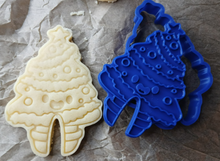 Load image into Gallery viewer, Christmas Tree Mug Hugger Topper Cookie Cutter 3D Printed Biscuit Stamp Fondant0
