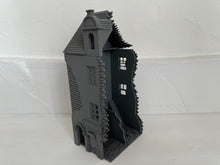 Load image into Gallery viewer, Destroyed 3 Storey Terraced Town House Ruins Wargaming Building 28mm
