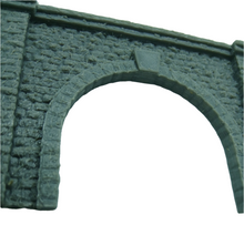 Load image into Gallery viewer, Twin Track Tunnel Portal N Gauge Model Train Portal Entrance Stonework Effect
