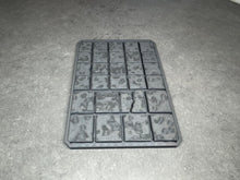 Load image into Gallery viewer, Dungeon Floors Dry Brush Texture Palette for Miniature Painting - Unprimed

