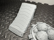 Load image into Gallery viewer, 28mm Grinding Pit Factory Industrial Scatter Terrain for 28mm Wargaming Sci Fi
