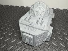 Load image into Gallery viewer, Science and Research Facility 1 Level Sci-Fi Building 28mm 32mm
