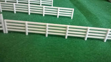 Load image into Gallery viewer, Railway 00/H0 gauge Line Side Fencing Model Scenery Fence Kit 12 Panels +2 Gates
