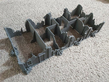 Load image into Gallery viewer, Destroyed Ruins English Terraced House Wargaming Building 28mm Interlocking
