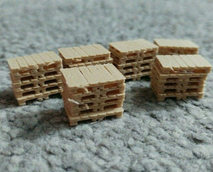 Real Wood Pallets Model Railway Scenery 00 Gauge Euro Pallet Ready Made 24 Pack