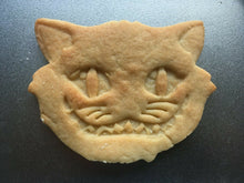 Load image into Gallery viewer, Cheshire Cat Smiling 3D Printed Cookie Cutter Stamp Baking Biscuit Shape Tool
